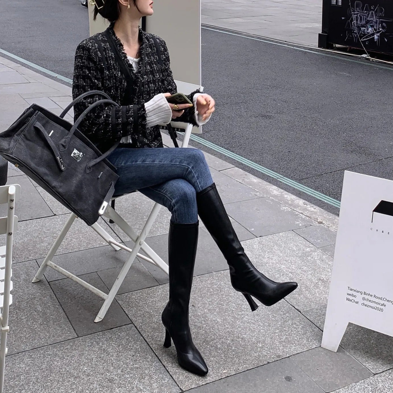 S9a02aa22ee9742788c18b0d646def309B