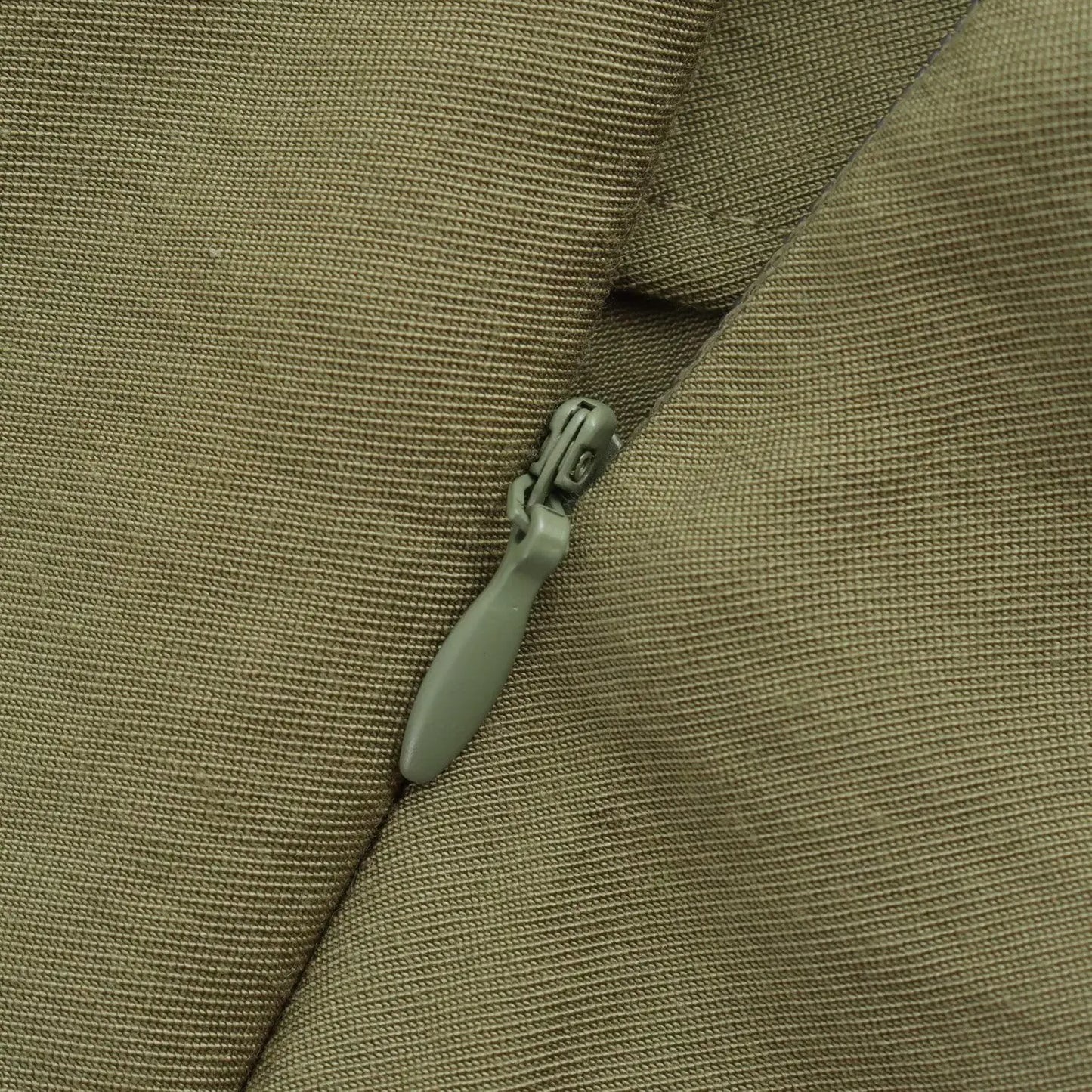 S8b85849b9cbc4f9ca347512064c9dd382